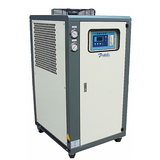 小型风冷式冷水机